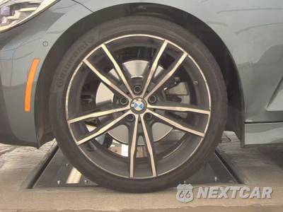 2020 BMW 3 Series Sedan 330i xDrive M SPORT LINE - zdjęcie 9 z 26 - miniatura