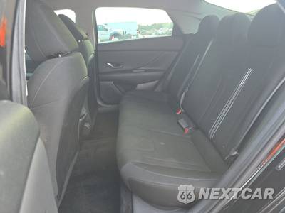 2023 Hyundai Elantra SEL - zdjęcie 13 z 29 - miniatura