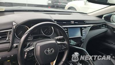 2018 Toyota Camry SE - zdjęcie 27 z 31 - miniatura