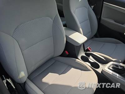 2020 Hyundai Elantra SE Sedan - zdjęcie 22 z 23 - miniatura