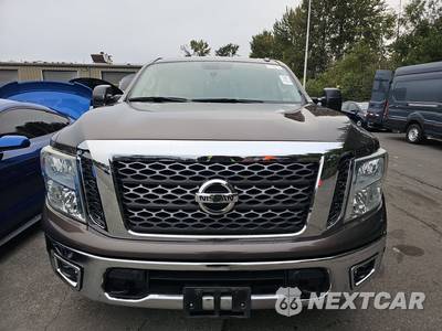 2017 Nissan TITAN SV Crew Cab Short Bed - zdjęcie 2 z 37 - miniatura