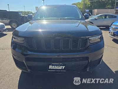 2021 Jeep Grand Cherokee L Altitude - zdjęcie 2 z 34 - miniatura