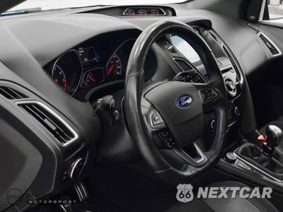 2016 Ford Focus RS Hatchback - zdjęcie 43 z 50 - miniatura