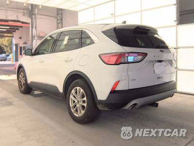 2021 Ford Escape SE - zdjęcie 6 z 33 - miniatura