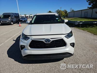 2022 Toyota Highlander Hybrid LE - zdjęcie 2 z 28 - miniatura