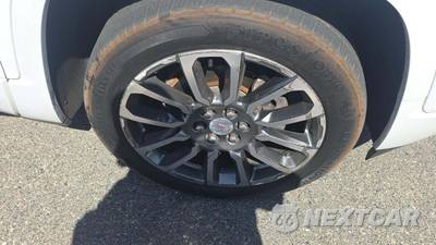 2020 GMC Acadia Denali 5SA - zdjęcie 26 z 38 - miniatura
