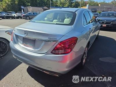 2018 Mercedes-Benz C 300 4MATIC Sedan - zdjęcie 4 z 30 - miniatura