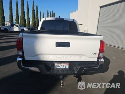 2016 Toyota Tacoma TRD Off-Road Crew Cab Medium Bed - zdjęcie 5 z 25 - miniatura