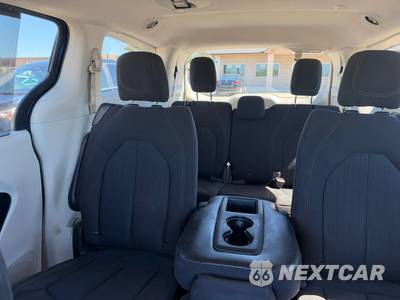 2019 Chrysler Pacifica Touring Plus 121.6" WB - zdjęcie 12 z 18 - miniatura