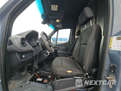 2019 Mercedes-Benz Sprinter 2500 Cargo Van High Roof 170.0" WB - zdjęcie 7 z 34 - miniatura