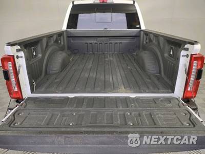 2023 Ford Super Duty F-250 Lariat Crew Cab Medium Bed - zdjęcie 9 z 20 - miniatura