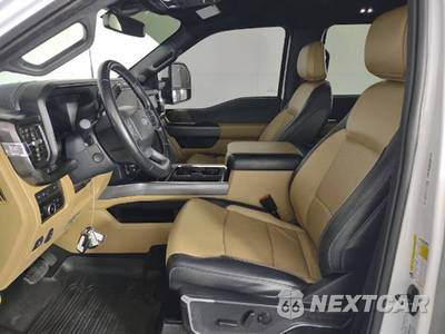 2023 Ford Super Duty F-250 Lariat Crew Cab Medium Bed - zdjęcie 12 z 20 - miniatura
