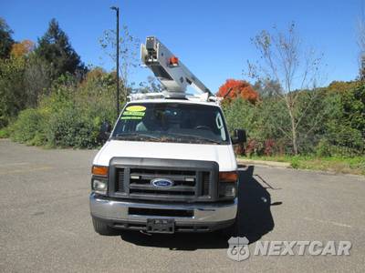 2014 Ford Super Duty E-350 Commercial Cargo Van 138.0" WB - zdjęcie 8 z 26 - miniatura