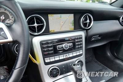 2012 Mercedes-Benz SLK 350 - zdjęcie 27 z 43 - miniatura
