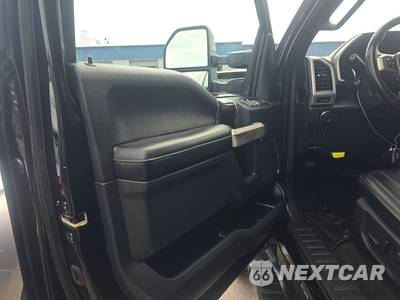 2022 Ford Super Duty F-250 Lariat Crew Cab Medium Bed - zdjęcie 9 z 26 - miniatura