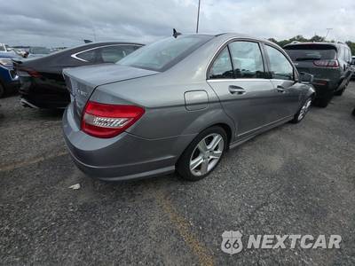 2010 Mercedes-Benz C 300 4MATIC - zdjęcie 4 z 44 - miniatura