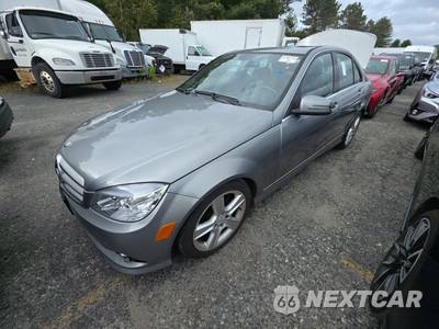 2010 Mercedes-Benz C 300 4MATIC - zdjęcie 1 z 44 - miniatura