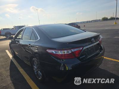 2016 Toyota Camry SE - zdjęcie 6 z 44 - miniatura