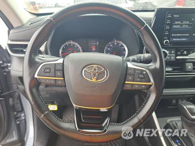 2021 Toyota Highlander LE - zdjęcie 10 z 25 - miniatura