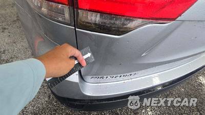 2019 Toyota Highlander LE Plus - zdjęcie 38 z 44 - miniatura