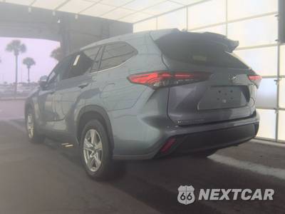 2021 Toyota Highlander LE - zdjęcie 6 z 25 - miniatura