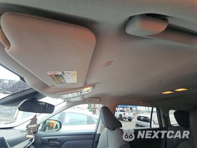 2021 Toyota Highlander LE - zdjęcie 19 z 25 - miniatura