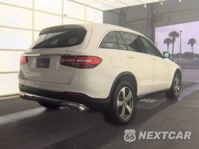 2019 Mercedes-Benz GLC 300 4MATIC - zdjęcie 5 z 26 - miniatura