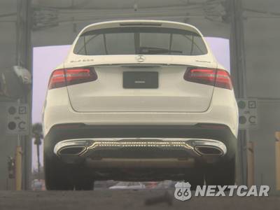 2019 Mercedes-Benz GLC 300 4MATIC - zdjęcie 7 z 26 - miniatura