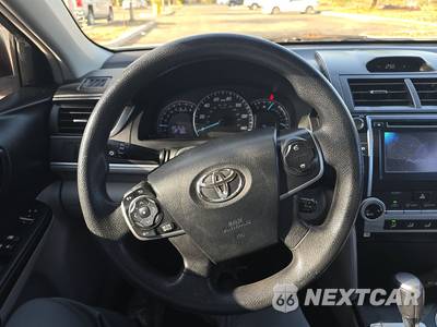 2012 Toyota Camry LE - zdjęcie 10 z 29 - miniatura