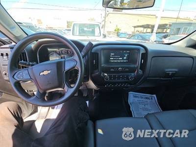 2018 Chevrolet Silverado 2500HD WT Regular Cab Long Bed 1WT - zdjęcie 11 z 28 - miniatura