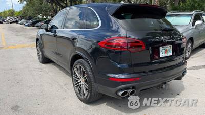 2017 Porsche Cayenne Turbo - zdjęcie 4 z 46 - miniatura