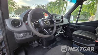 2019 Mercedes-Benz Sprinter 2500 Cargo Van Standard Roof 144.0" WB - zdjęcie 14 z 23 - miniatura
