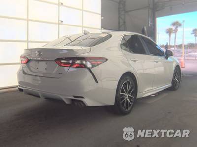 2023 Toyota Camry SE - zdjęcie 4 z 50 - miniatura