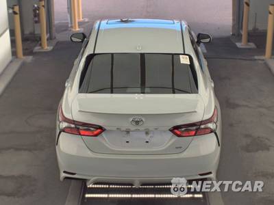 2023 Toyota Camry SE - zdjęcie 5 z 50 - miniatura