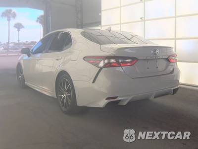 2023 Toyota Camry SE - zdjęcie 6 z 50 - miniatura
