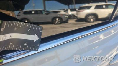 2023 Toyota Camry SE - zdjęcie 21 z 50 - miniatura