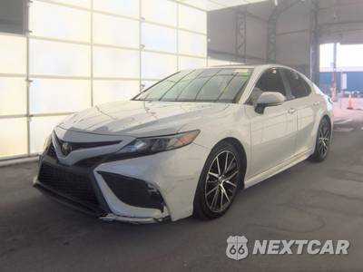 2023 Toyota Camry SE - zdjęcie 1 z 50 - miniatura