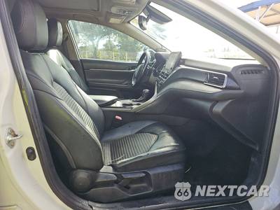 2023 Toyota Camry SE - zdjęcie 8 z 50 - miniatura