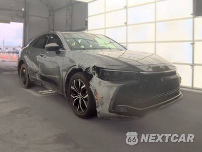 2025 Toyota Crown XLE - zdjęcie 3 z 32 - miniatura