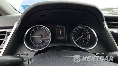 2018 Toyota Camry LE - zdjęcie 19 z 38 - miniatura
