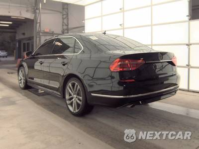 2016 Volkswagen Passat 1.8T R-Line w/Comfort Pkg - zdjęcie 6 z 44 - miniatura