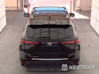 2021 Toyota Highlander XLE - zdjęcie 5 z 36 - miniatura