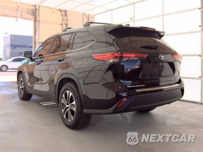 2021 Toyota Highlander XLE - zdjęcie 6 z 36 - miniatura
