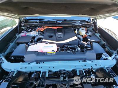 2026 Toyota Sequoia Platinum - zdjęcie 16 z 23 - miniatura