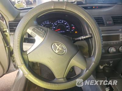2010 Toyota Camry - zdjęcie 10 z 51 - miniatura