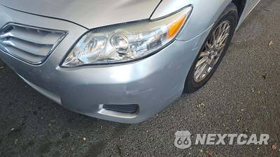 2010 Toyota Camry - zdjęcie 39 z 51 - miniatura