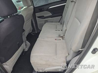 2017 Toyota Highlander LE - zdjęcie 13 z 28 - miniatura
