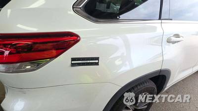 2017 Toyota Highlander LE - zdjęcie 28 z 28 - miniatura