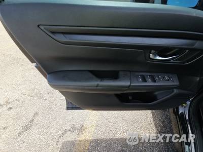 2025 Honda CR-V LX - zdjęcie 9 z 35 - miniatura