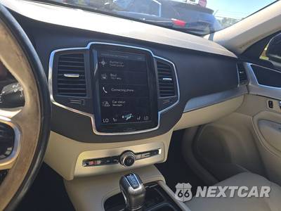 2017 Volvo XC90 T6 Momentum 7-Passenger - zdjęcie 11 z 52 - miniatura